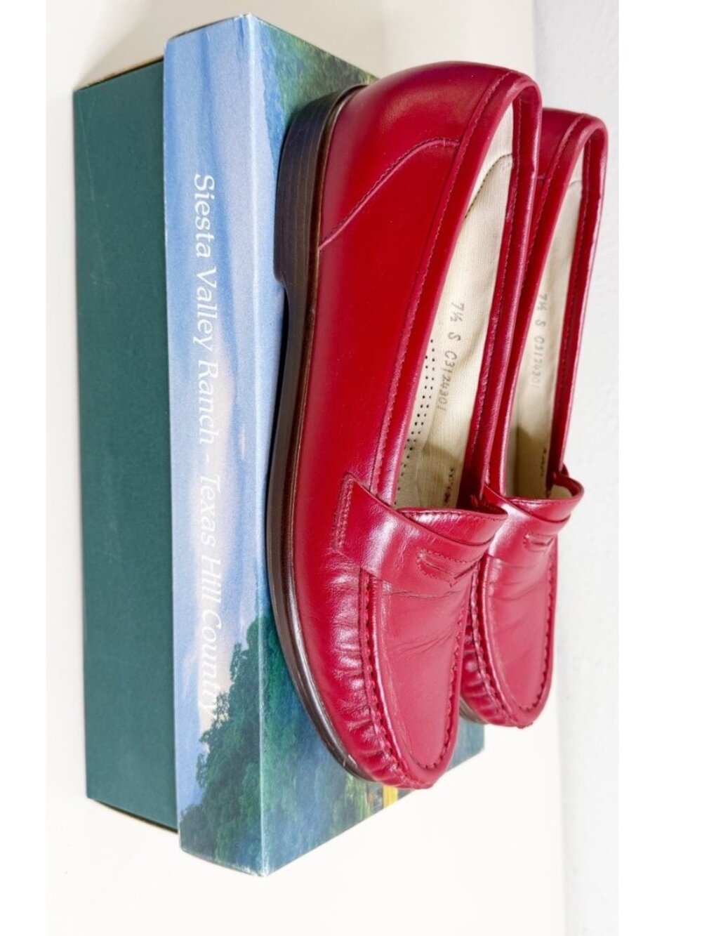 SAS Wink 7.5 S (Narrow) Tripad Comfort Shoes Red Loafers EUC